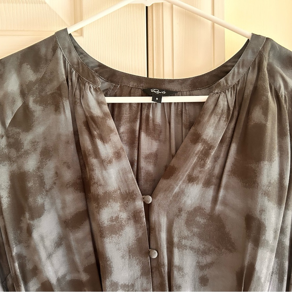 Chic Brown Blouse by